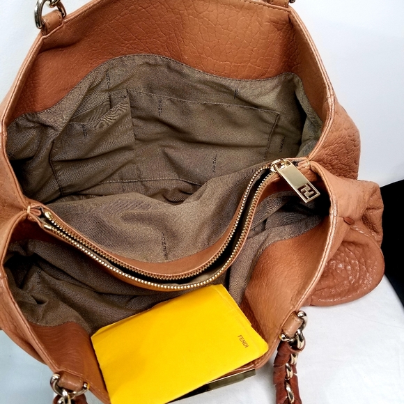 Fendi goldtone hardware bag - Picture 5 of 9